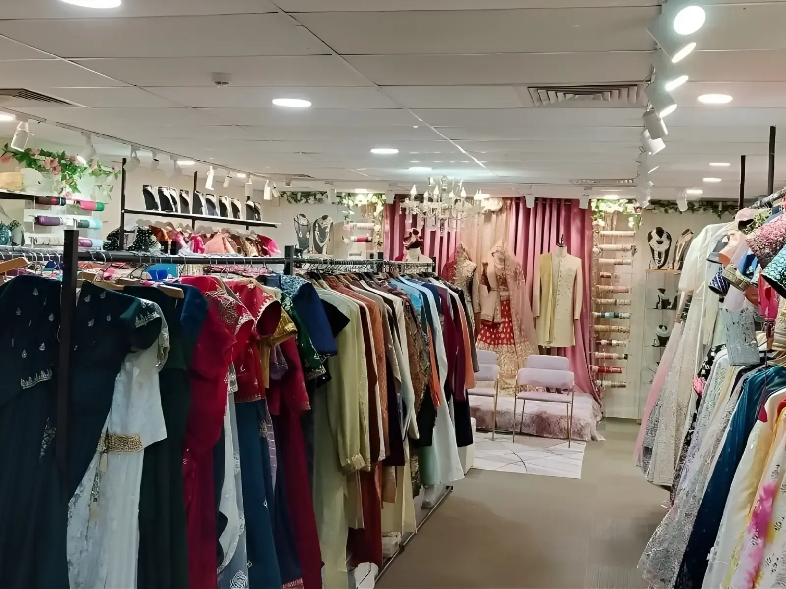 GlamourdollSG boutique styling and service experience in Singapore