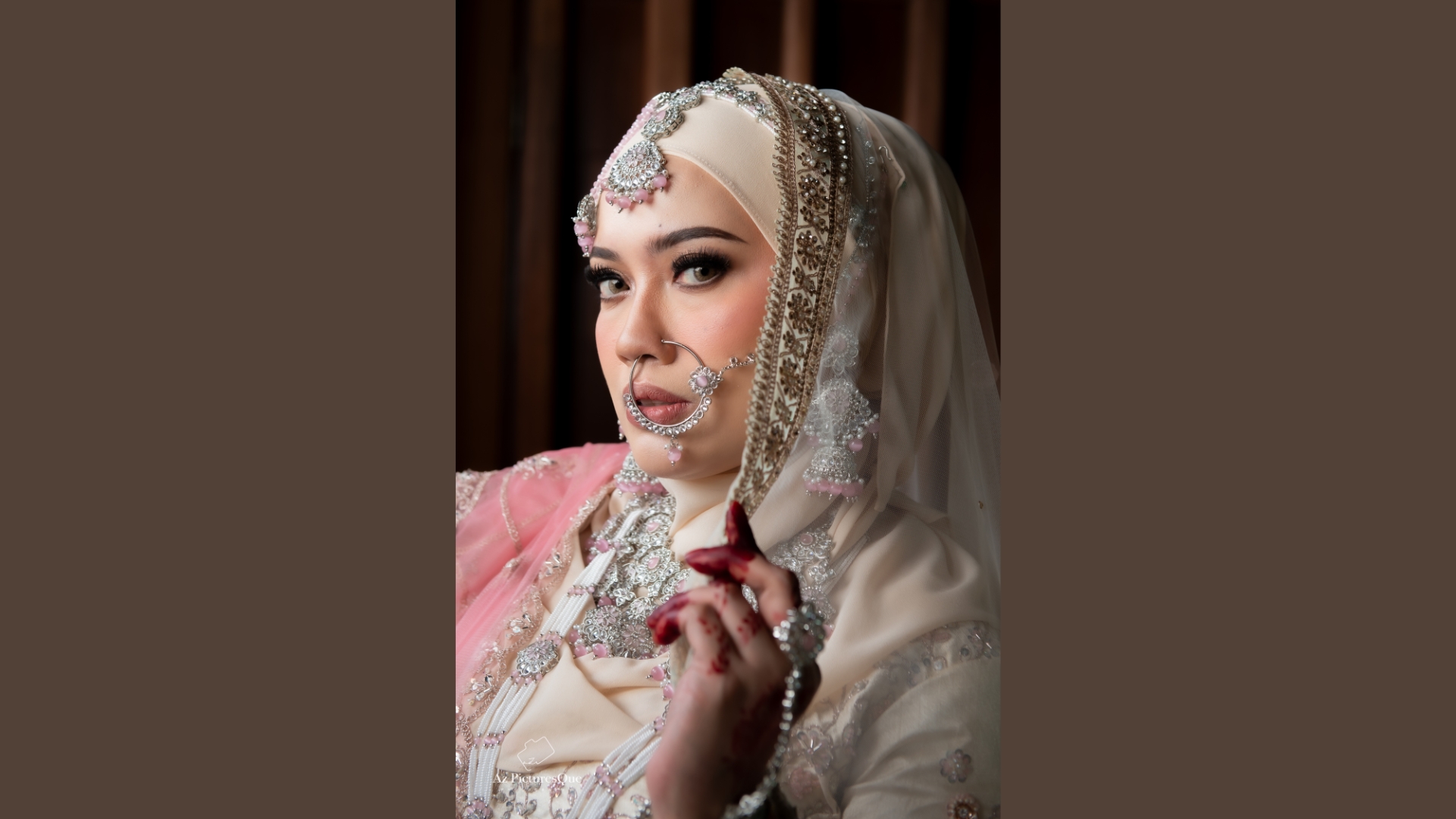 Kundan jewelry set for traditional Indian weddings in Singapore